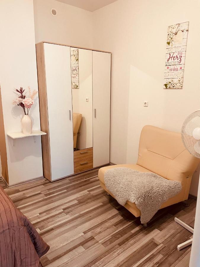 Ferienwohnung Marina An Der Romantischen Strasse 바이케르하임 외부 사진